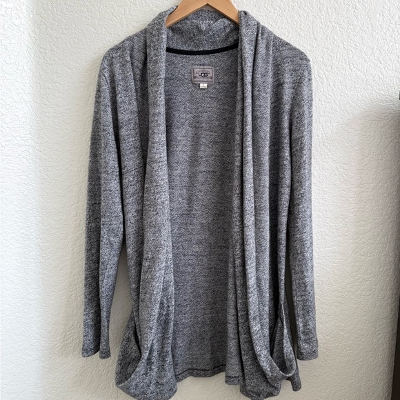 UGG Cardigan Gray Open Front Women's Sweater With Pockets M - Picture 2 of 7